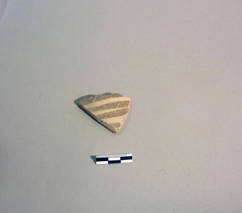 vase, image 2/2