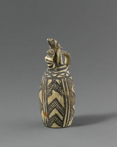 vase, image 3/6