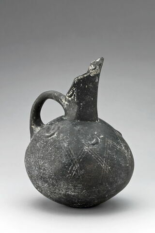 vase, image 1/3