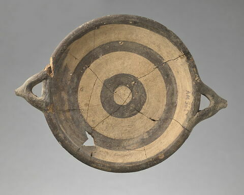 vase, image 2/2