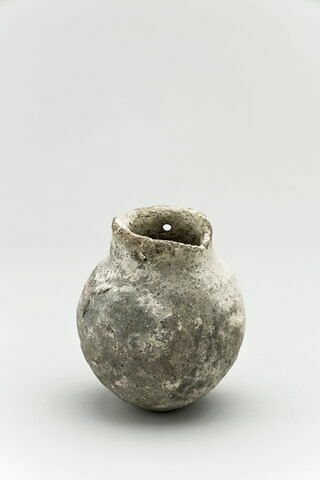 vase, image 1/3