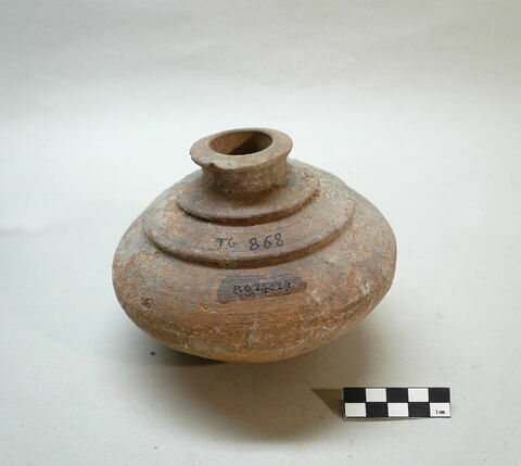 vase, image 1/2