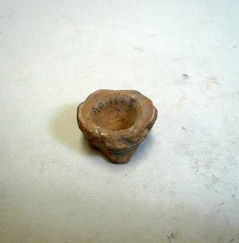 pied de vase ; vase miniature, image 3/4