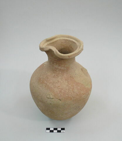 vase, image 4/4