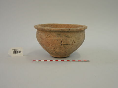 vase, image 1/3