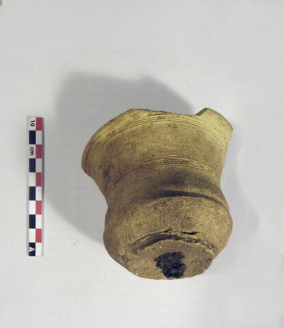 vase, image 2/3