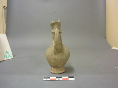vase, image 3/5