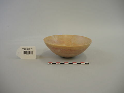 vase, image 1/3