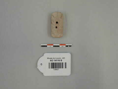 objet indéterminé ; élément de mobilier, image 1/2