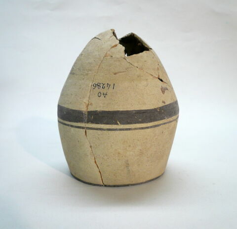 vase, image 1/1