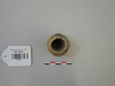 vase, image 1/2