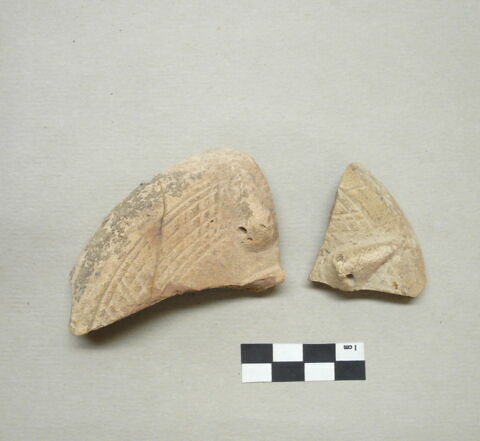 vase, image 2/3