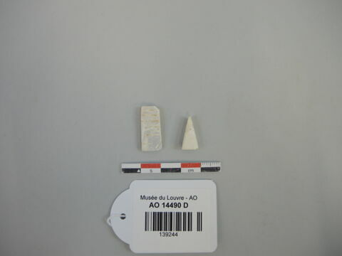 plaquette ; incrustation de meuble, image 1/1