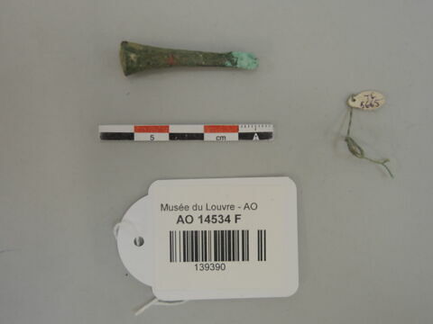 clou, image 1/1