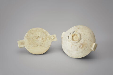 boîte ; boîte à fard, image 2/8