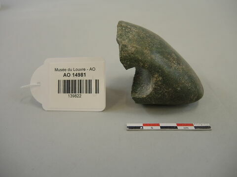 hache, image 1/2