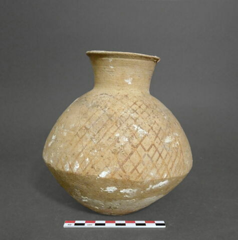 vase, image 1/1