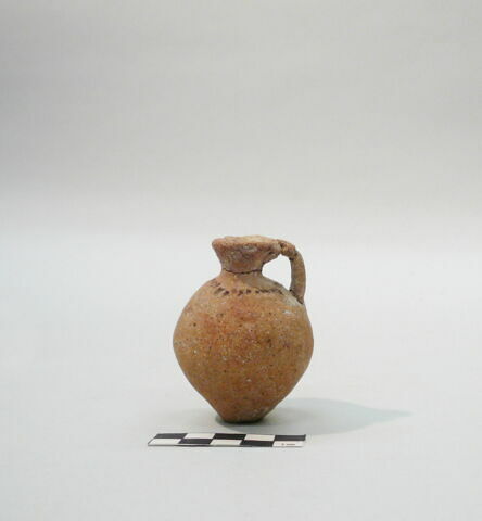 vase, image 1/1