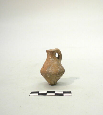vase, image 1/1