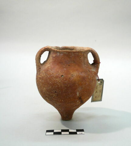 vase, image 1/1