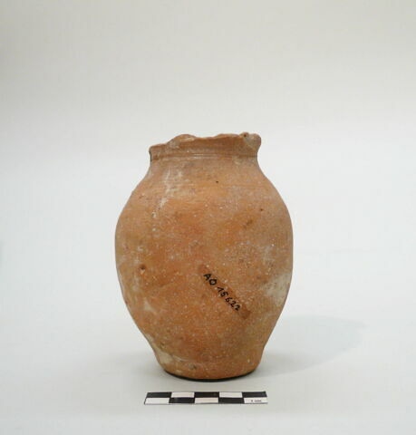 vase, image 1/1