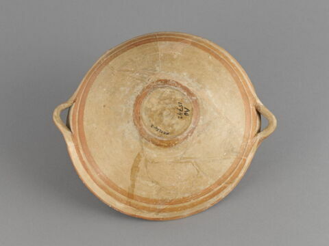 vase, image 3/3