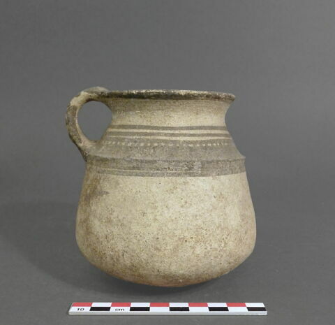 vase, image 1/2