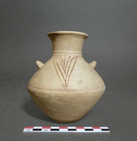 vase, image 1/2