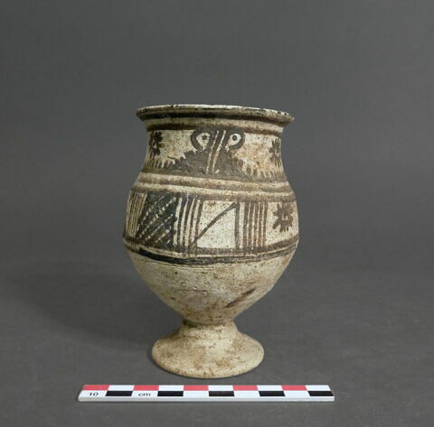 vase, image 1/1