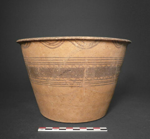 vase, image 1/1