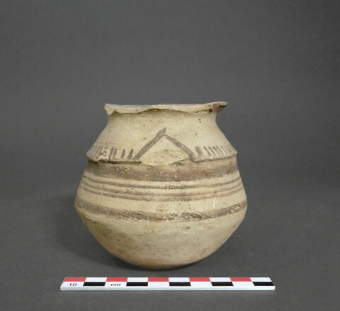 vase, image 1/1