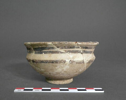 vase, image 1/1