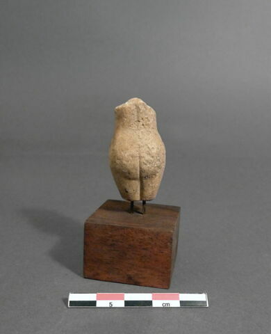 figurine, image 2/2