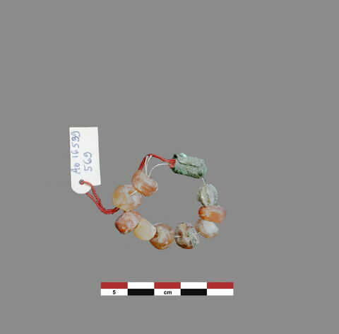 collier ; perle, image 1/1