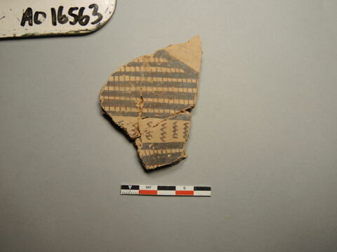 vase, image 1/1