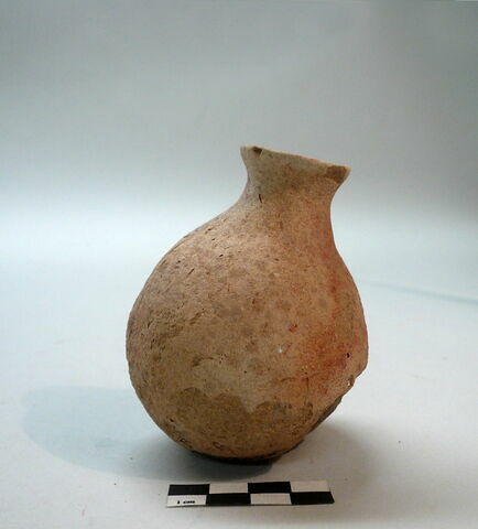 vase, image 1/1
