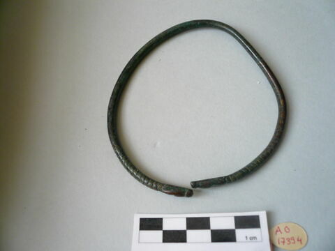 bracelet, image 1/1