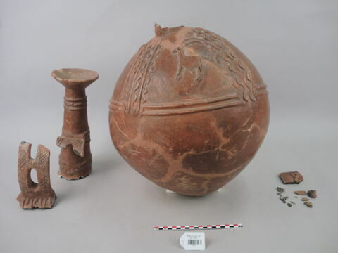 vase, image 1/4