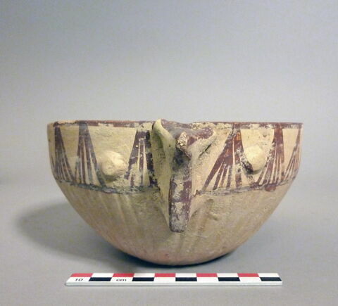 vase, image 1/3