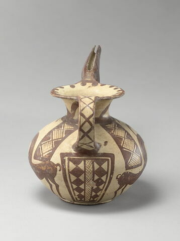 vase, image 10/11