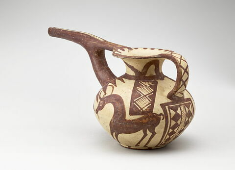 vase, image 3/11