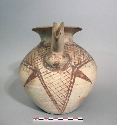 vase, image 2/2