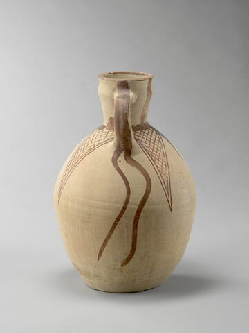 vase, image 3/3