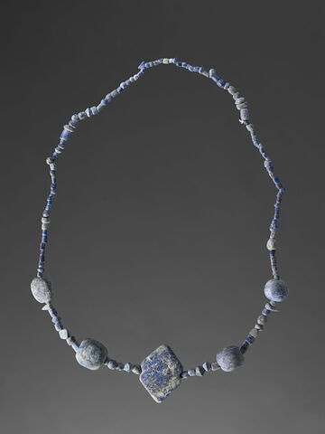 collier ; perle, image 1/4