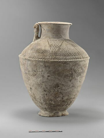 vase, image 12/16