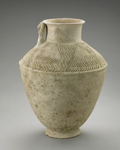 vase, image 4/16