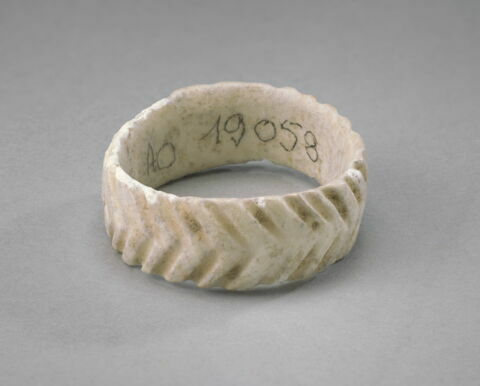 bague, image 1/2