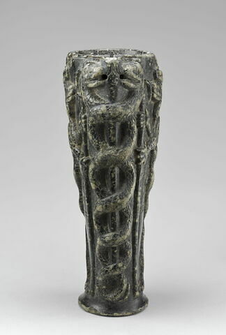 vase, image 2/8