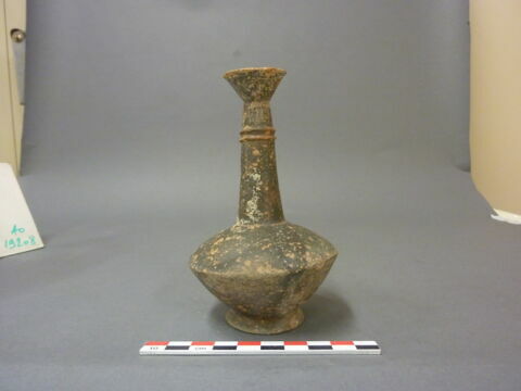 vase, image 5/5
