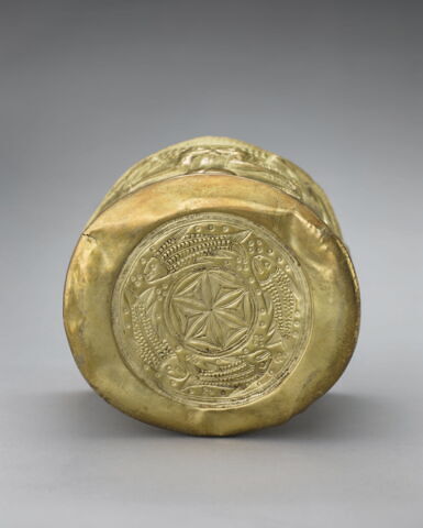 vase, image 4/7